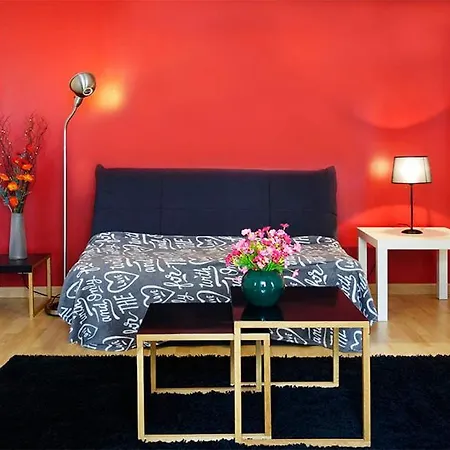 1bis Rue Capitaine Corhumel * Nantes